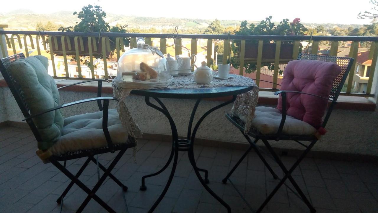 Bed and Breakfast Nel Giardino Di Oz Fornovo di Taro Exterior foto
