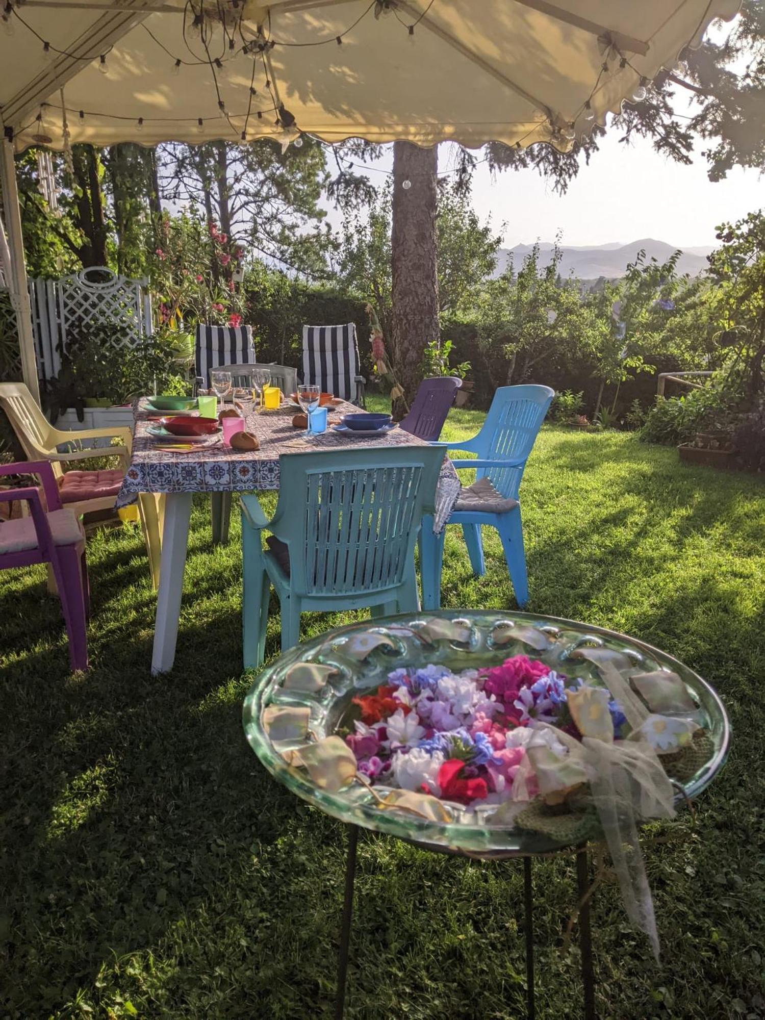 Bed and Breakfast Nel Giardino Di Oz Fornovo di Taro Exterior foto